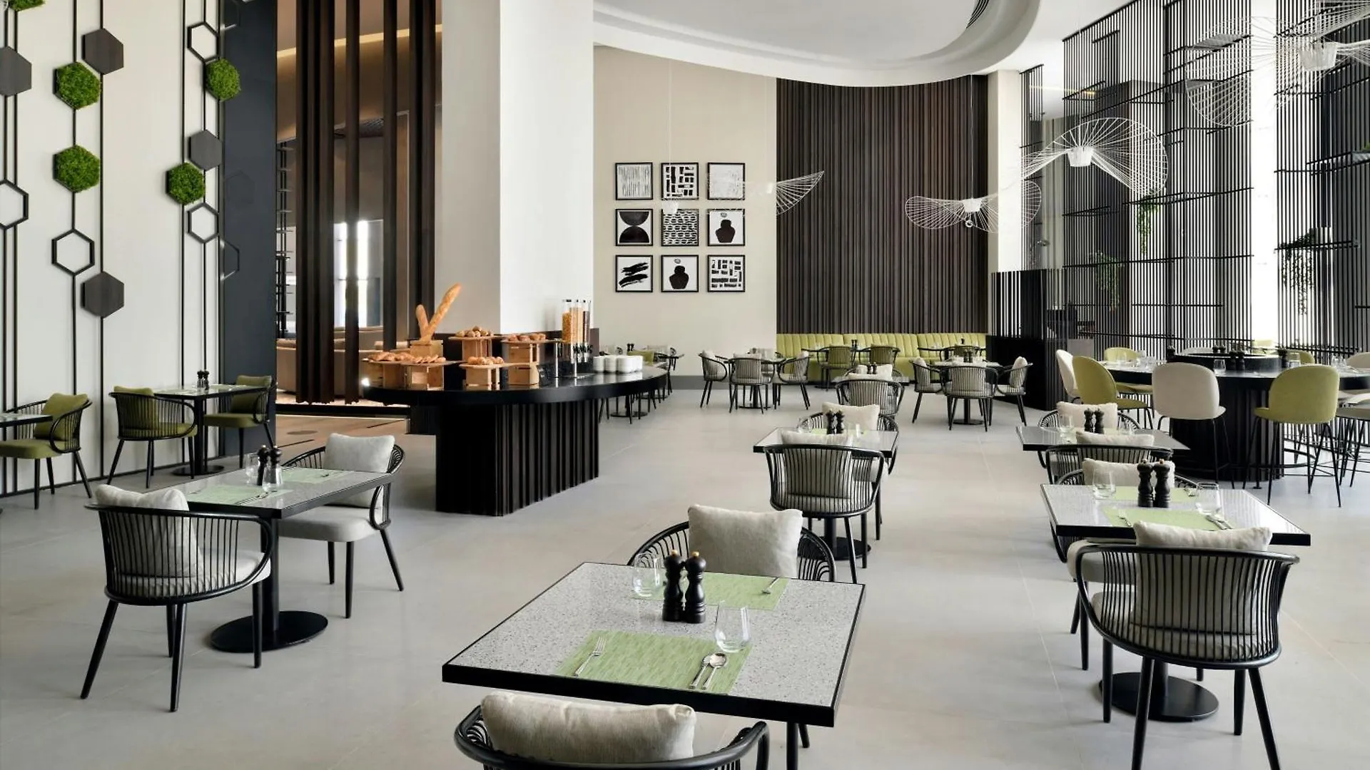 Courtyard By Marriott World Trade Centre, Dubai Hotel
